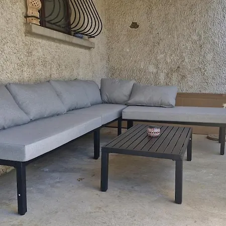 Le Petit Nid, 2 Chambres Privees Pour 4, Dans Maison Partagee Vendégház