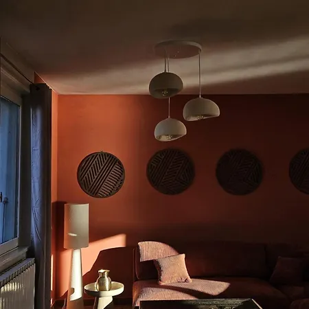 Le Petit Nid, 2 Chambres Privees Pour 4, Dans Maison Partagee