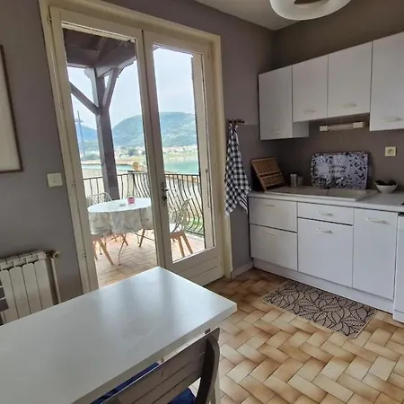 Le Petit Nid, 2 Chambres Privees Pour 4, Dans Maison Partagee